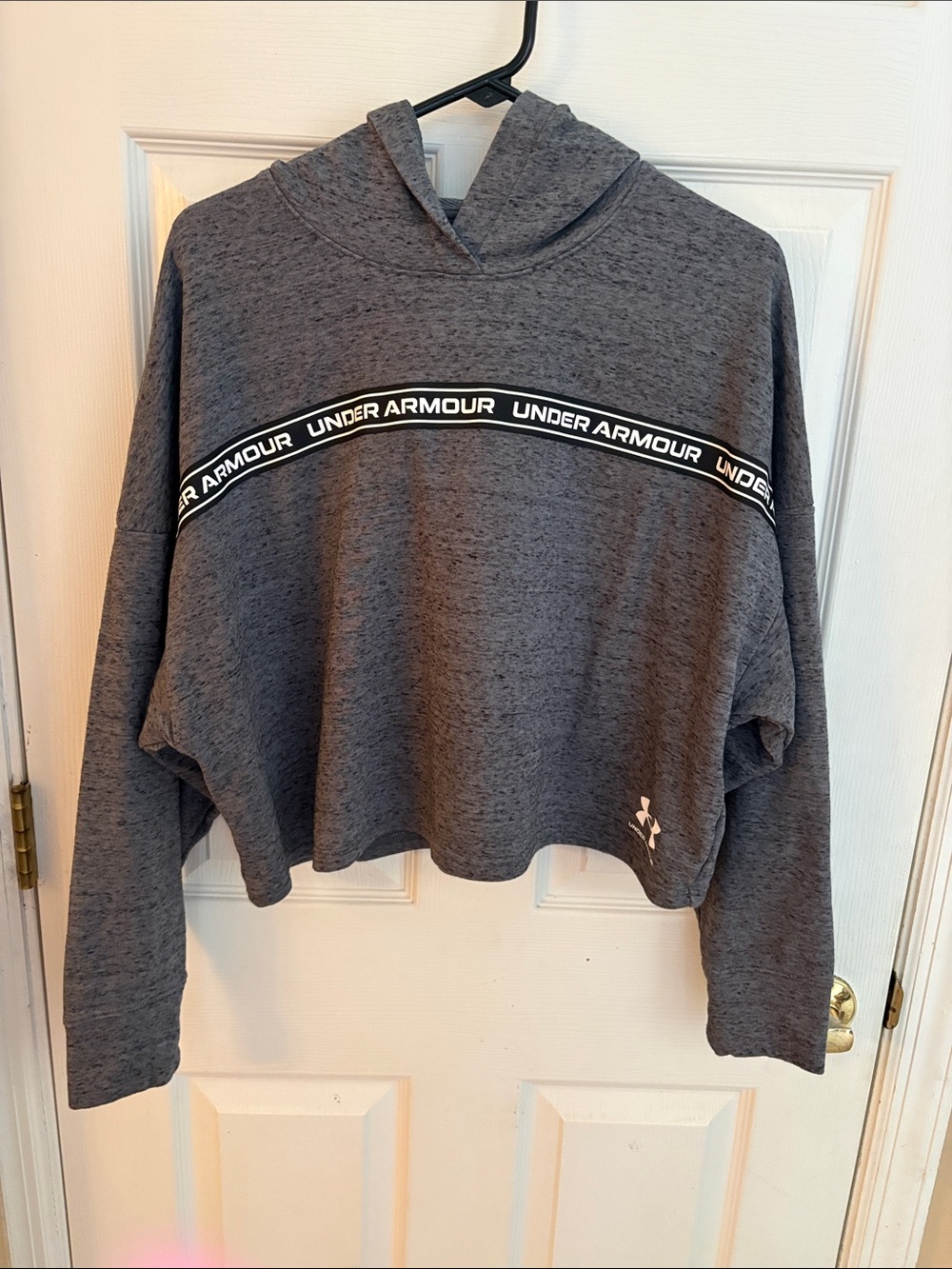 Under Armour size medium Women’s Dark Gray Cropped Hoodie with Logo Tape